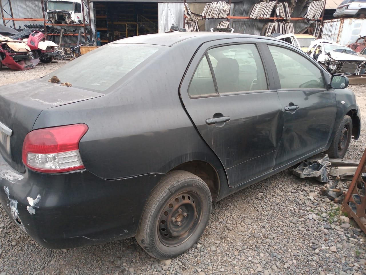  Toyota YARIS 2012    EN DESARME